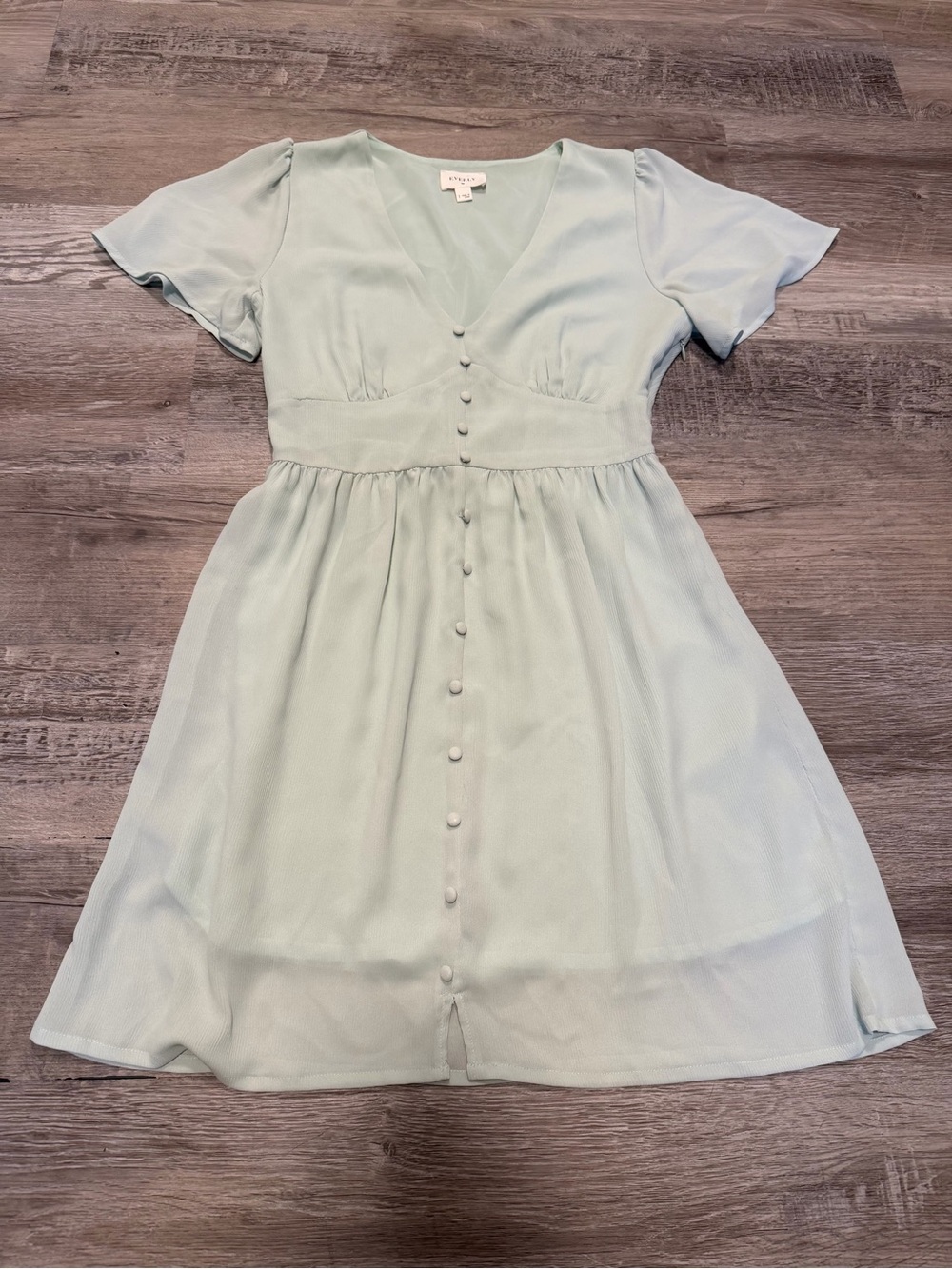 Everly Light Mint Green Flutter Sleeve V-Neck Button-Front Mini Tea Dress